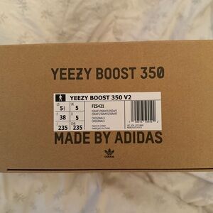 Yeezy boost Israfil 5.5